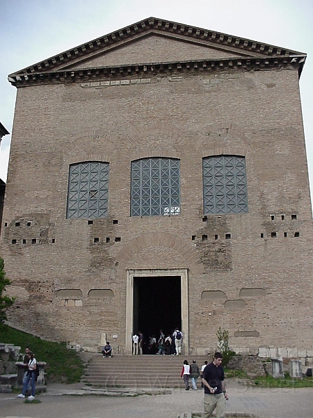 Roman Forum or Vestial Virgins or Roman Senate 02.jpg